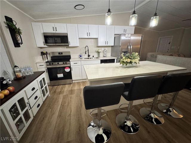 1111 South Comstock Circle, Pahrump, NV 89048