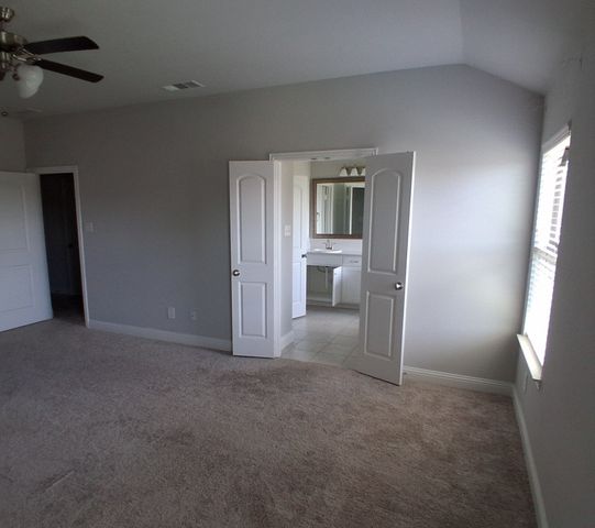 6820 Topaz Drive, Greenville, TX 75402