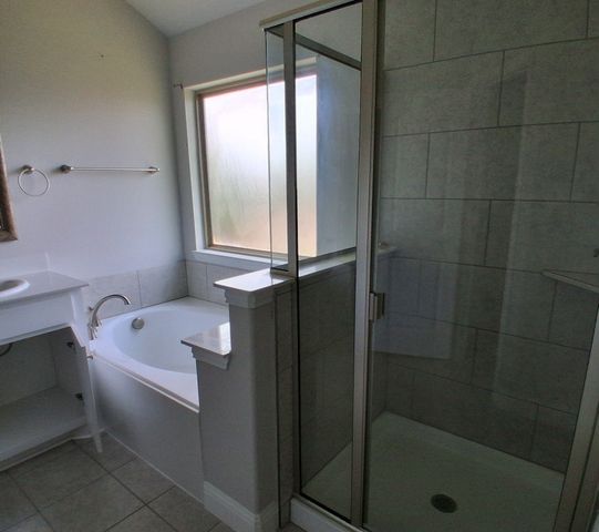 6820 Topaz Drive, Greenville, TX 75402