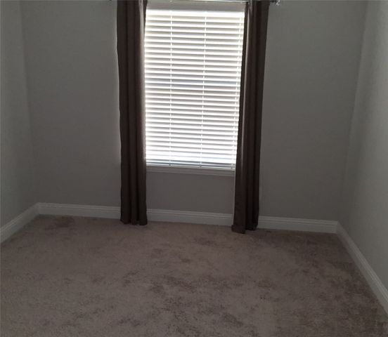 6820 Topaz Drive, Greenville, TX 75402