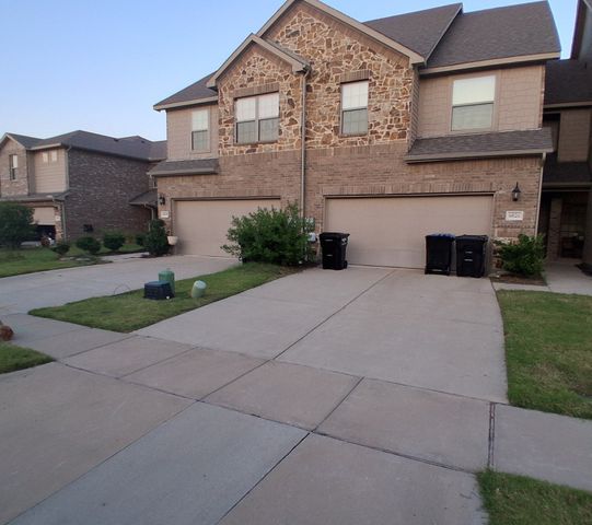 6820 Topaz Drive, Greenville, TX 75402