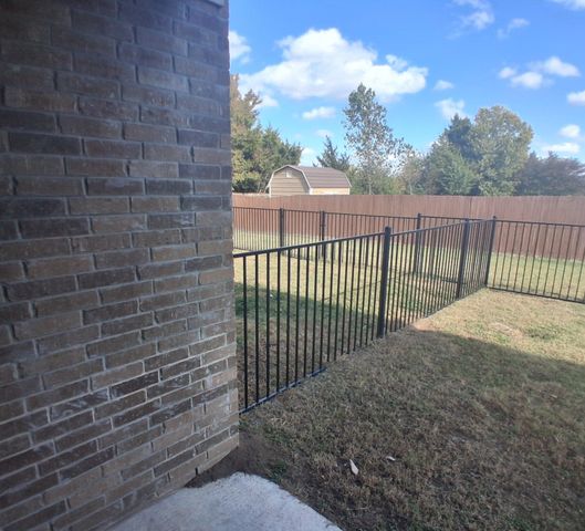 6820 Topaz Drive, Greenville, TX 75402