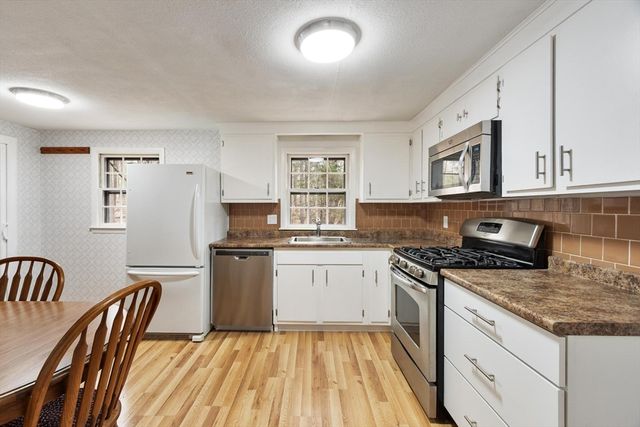 44 Patten Rd, Westford, MA 01886