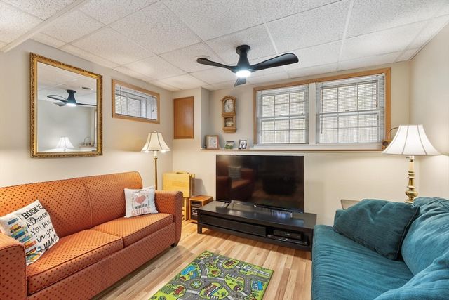 44 Patten Rd, Westford, MA 01886