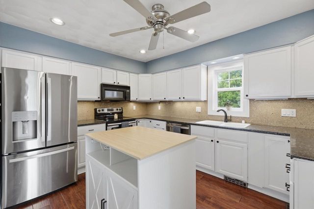 310 N Grove Street, Barneveld, WI 53507