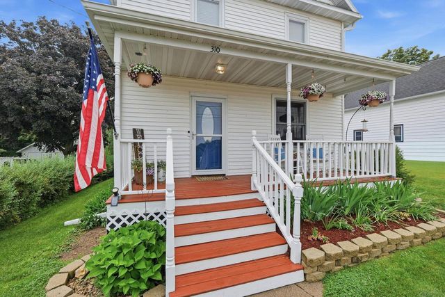 310 N Grove Street, Barneveld, WI 53507
