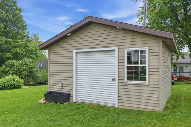 310 N Grove Street, Barneveld, WI 53507