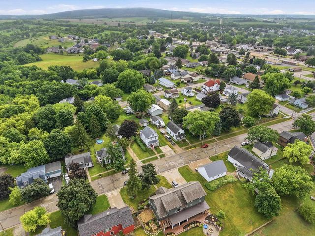 310 N Grove Street, Barneveld, WI 53507