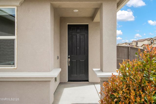 6924 White River Way, Sparks, NV 89436