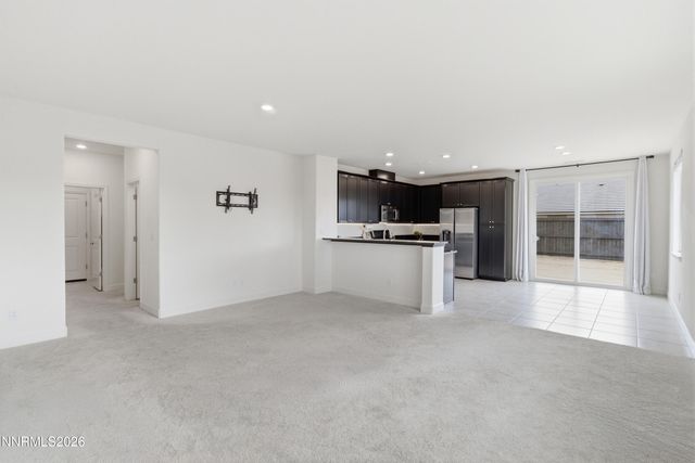 6924 White River Way, Sparks, NV 89436