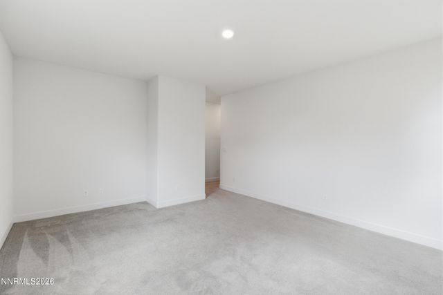 6924 White River Way, Sparks, NV 89436