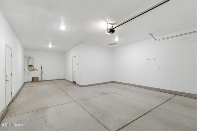 6924 White River Way, Sparks, NV 89436