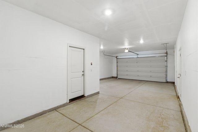 6924 White River Way, Sparks, NV 89436