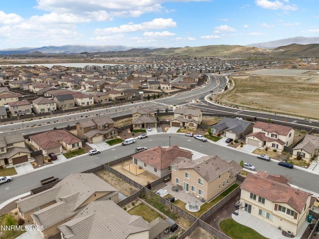 6924 White River Way, Sparks, NV 89436