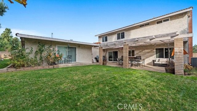 1613 Erin Avenue, Upland, CA 91784