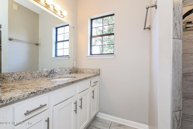 2437 OAKVIEW Drive, Jacksonville, FL 32246