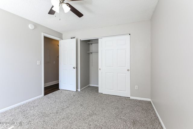 2437 OAKVIEW Drive, Jacksonville, FL 32246