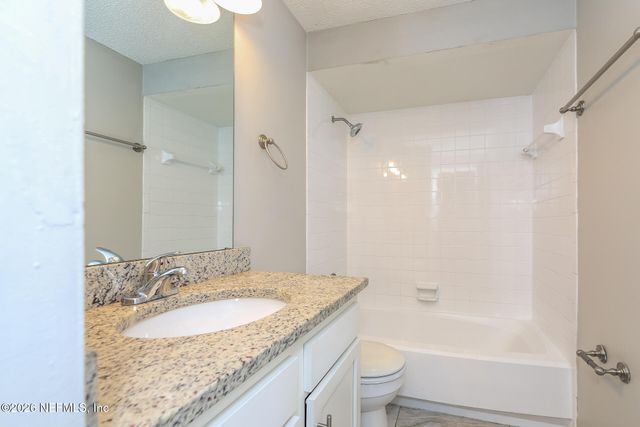 2437 OAKVIEW Drive, Jacksonville, FL 32246