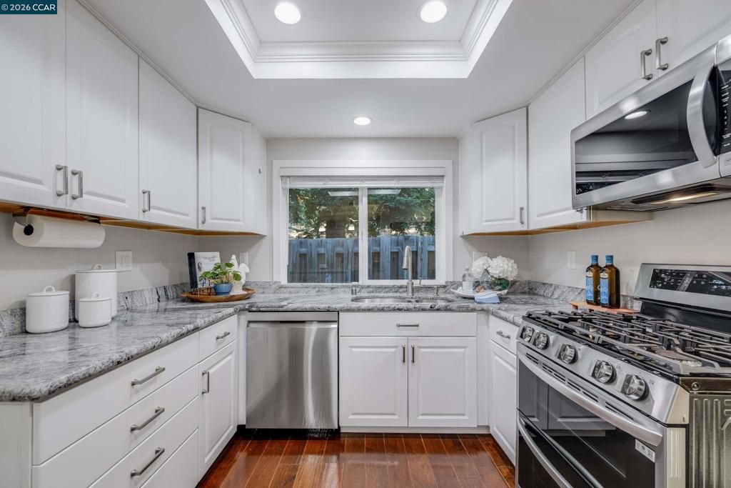 Image 11 of property listing at 2211 Westmoreland Court, Walnut Creek, CA 94596