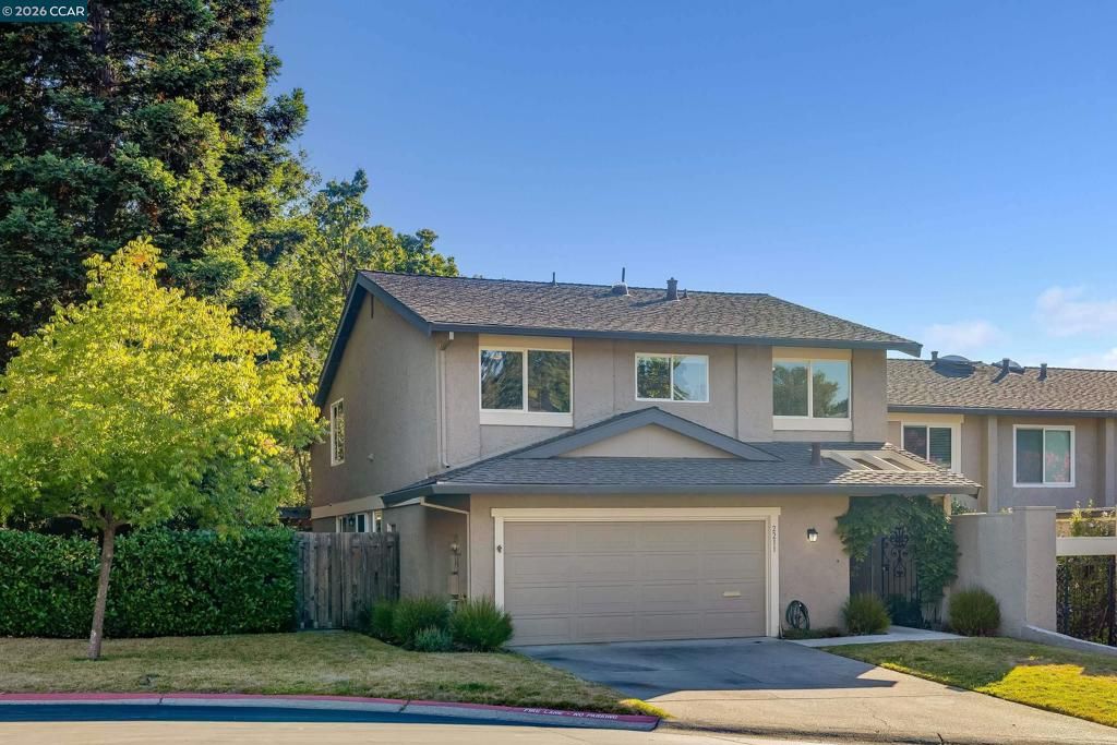 Image 4 of property listing at 2211 Westmoreland Court, Walnut Creek, CA 94596