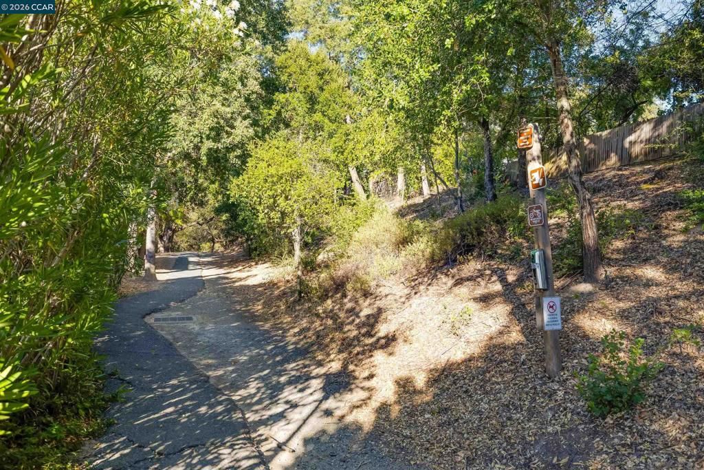Image 42 of property listing at 2211 Westmoreland Court, Walnut Creek, CA 94596