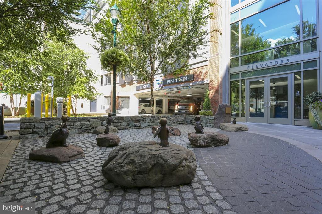 10606 MONTROSE AVE #204, Bethesda, MD 20814