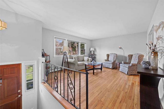 15 John Alexander Drive, Cortlandt Manor, NY 10567