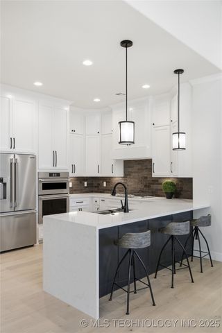 914 W 85th Street S, Tulsa, OK 74132