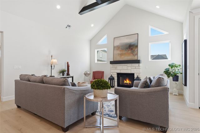 914 W 85th Street S, Tulsa, OK 74132