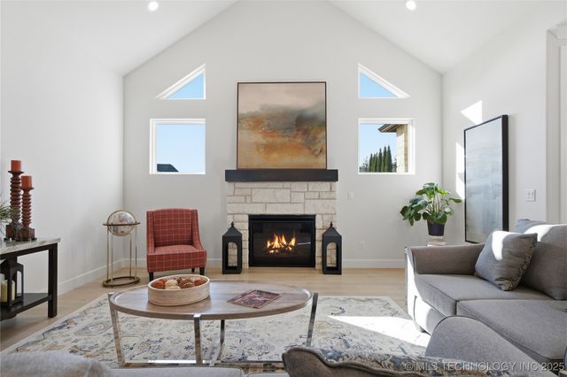 914 W 85th Street S, Tulsa, OK 74132