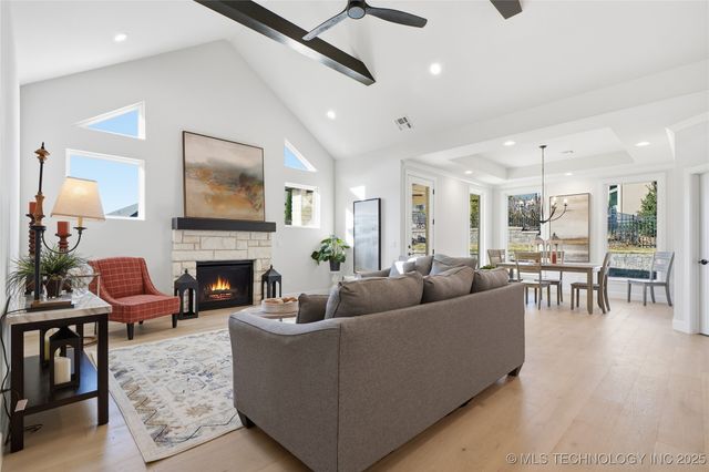 914 W 85th Street S, Tulsa, OK 74132