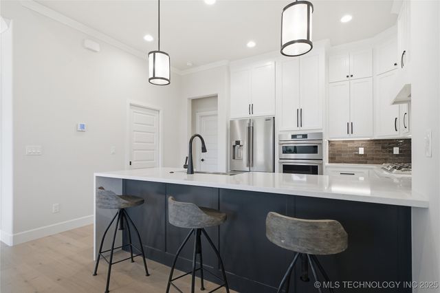 914 W 85th Street S, Tulsa, OK 74132