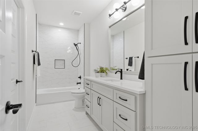 914 W 85th Street S, Tulsa, OK 74132