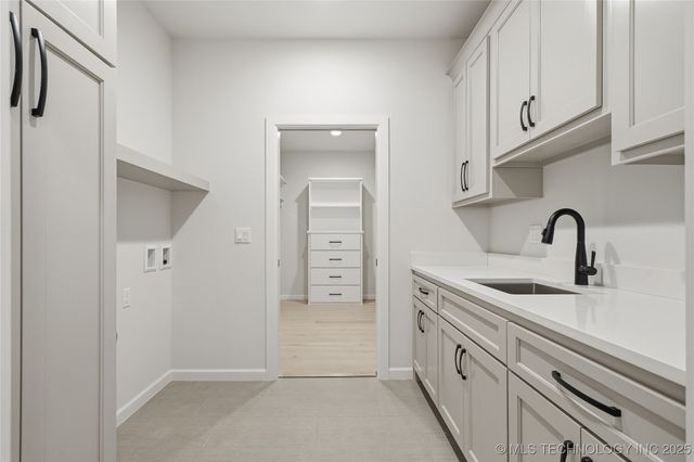 914 W 85th Street S, Tulsa, OK 74132