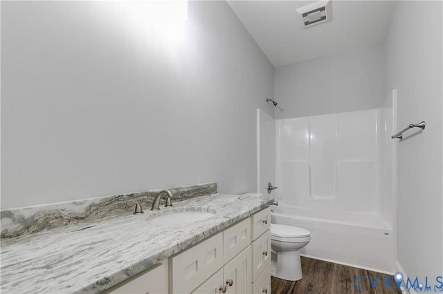 3840 Maidens Rd, Powhatan, VA 23139