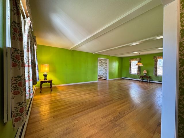 696 Bernardston Road, Greenfield, MA 01301