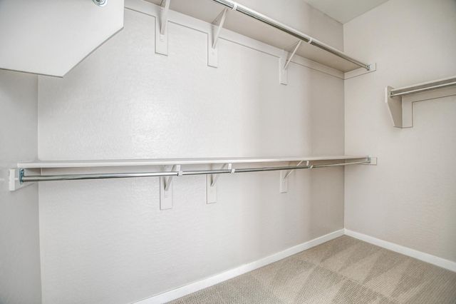 901 S Smith Road 1045, Tempe, AZ 85281