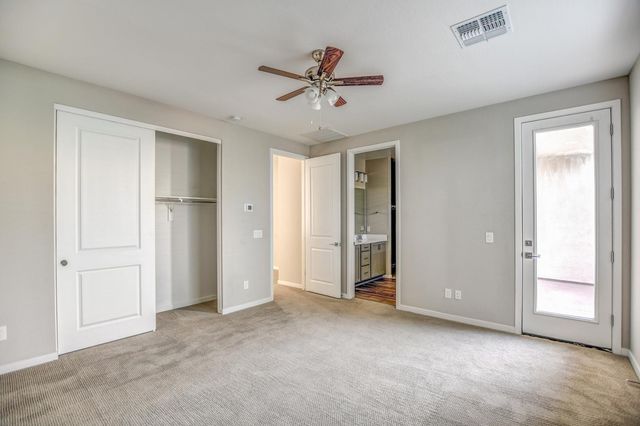 901 S Smith Road 1045, Tempe, AZ 85281