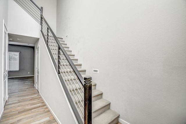 901 S Smith Road 1045, Tempe, AZ 85281