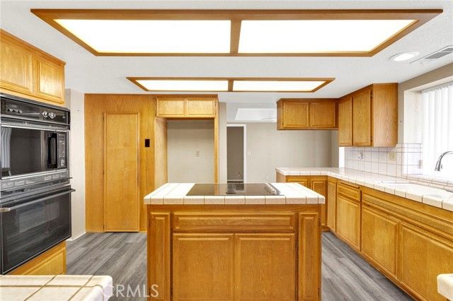 16466 Tude, Apple Valley, CA 92307