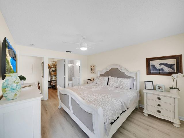 15011 Ashland Circle 23, Delray Beach, FL 33484