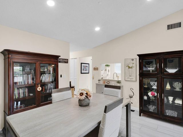 15011 Ashland Circle 23, Delray Beach, FL 33484