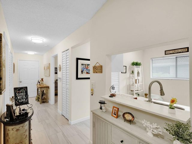 15011 Ashland Circle 23, Delray Beach, FL 33484