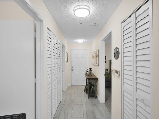 15011 Ashland Circle 23, Delray Beach, FL 33484