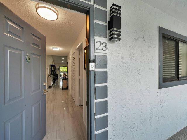 15011 Ashland Circle 23, Delray Beach, FL 33484