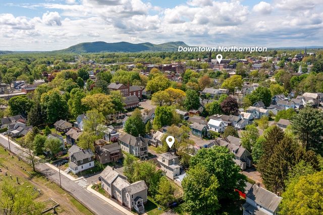 50 Walnut St, Northampton, MA 01060