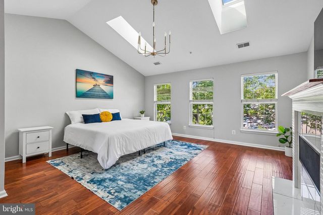343 HELMUTH LN, Alexandria, VA 22304