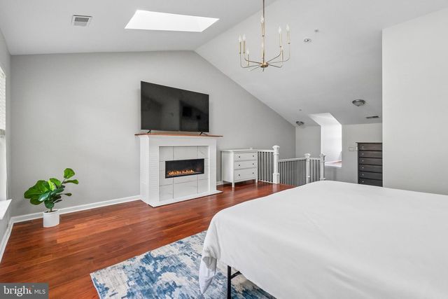 343 HELMUTH LN, Alexandria, VA 22304