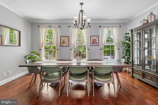 343 HELMUTH LN, Alexandria, VA 22304