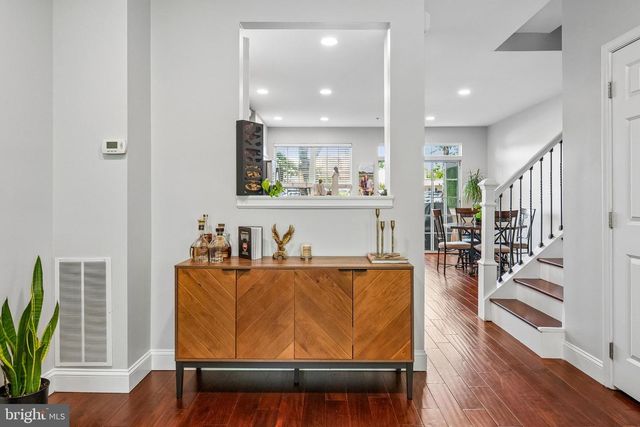 343 HELMUTH LN, Alexandria, VA 22304